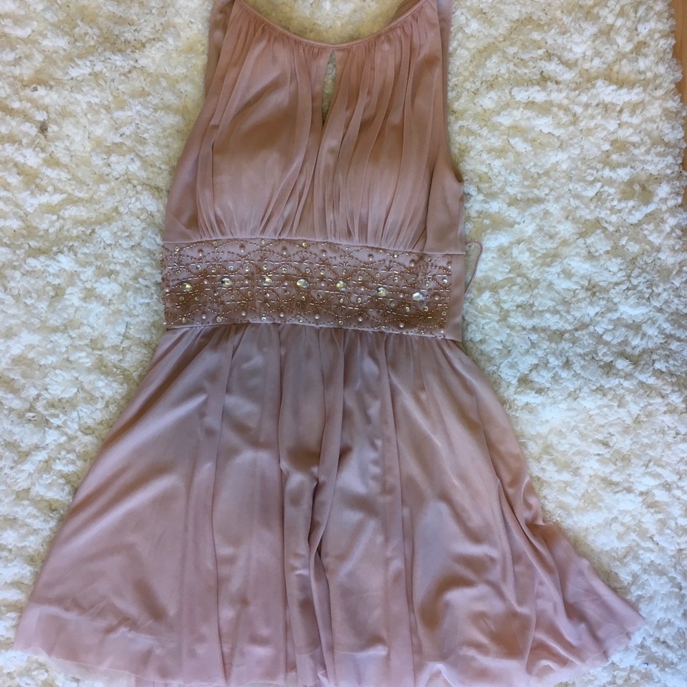 Jessica Howard blush pink elegant dress